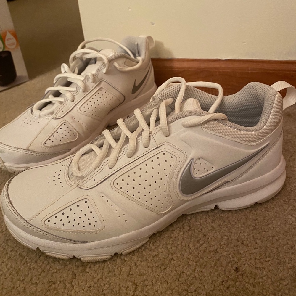Nike Women’s Tennis Shoes